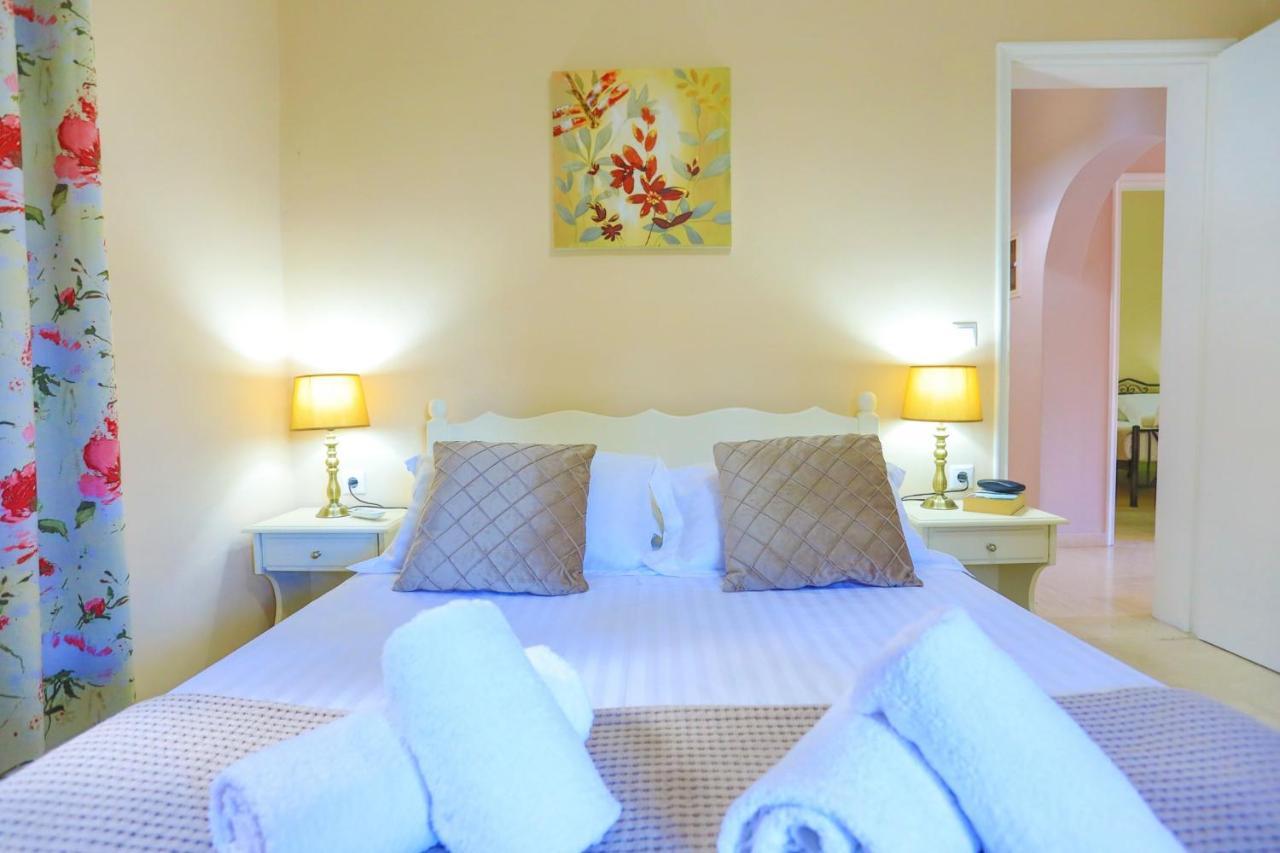 Villa Valentina Peritheia Екстериор снимка