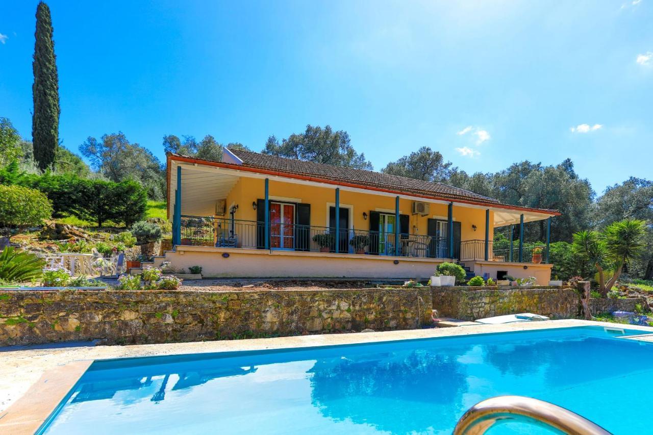 Villa Valentina Peritheia Екстериор снимка